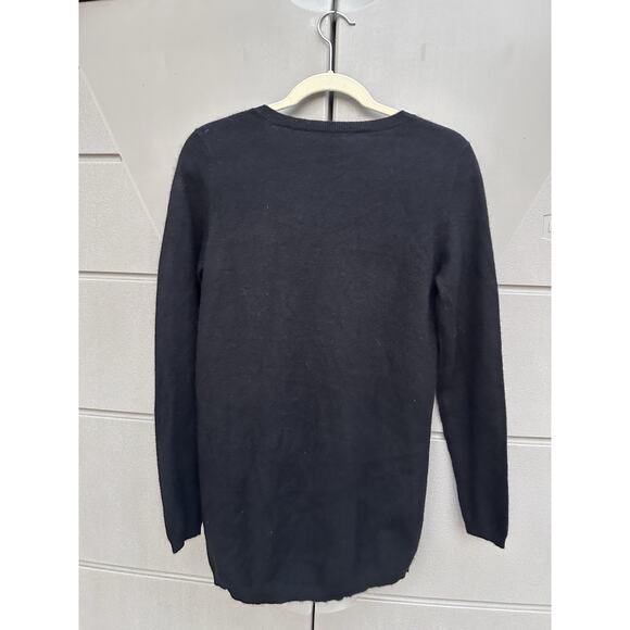 C By Bloomingdale's 100% Cashmere Embellished Shoulders Sweater Sz M Black $228 - Picture 8 of 12